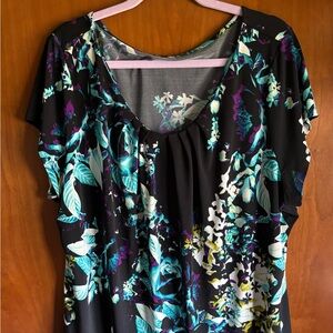 Worthington short sleeve top. Size 3X. Navy & purple multi color floral print.